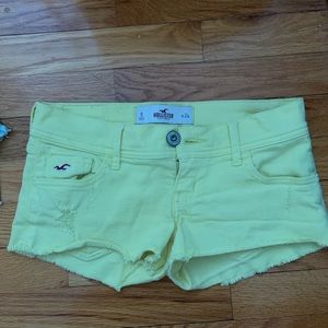 Hollister yellow shorts